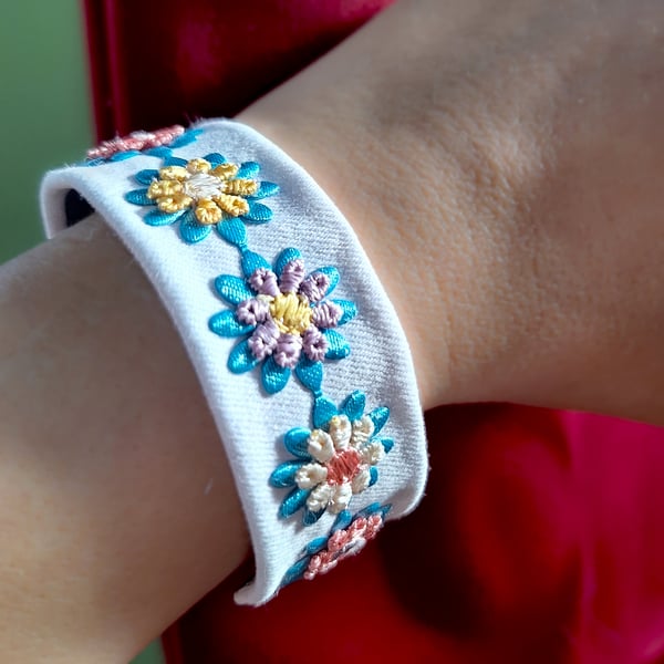 Boho Floral Cuff Bracelet – Shimmering Lace Blooms on White Reclaimed Denim