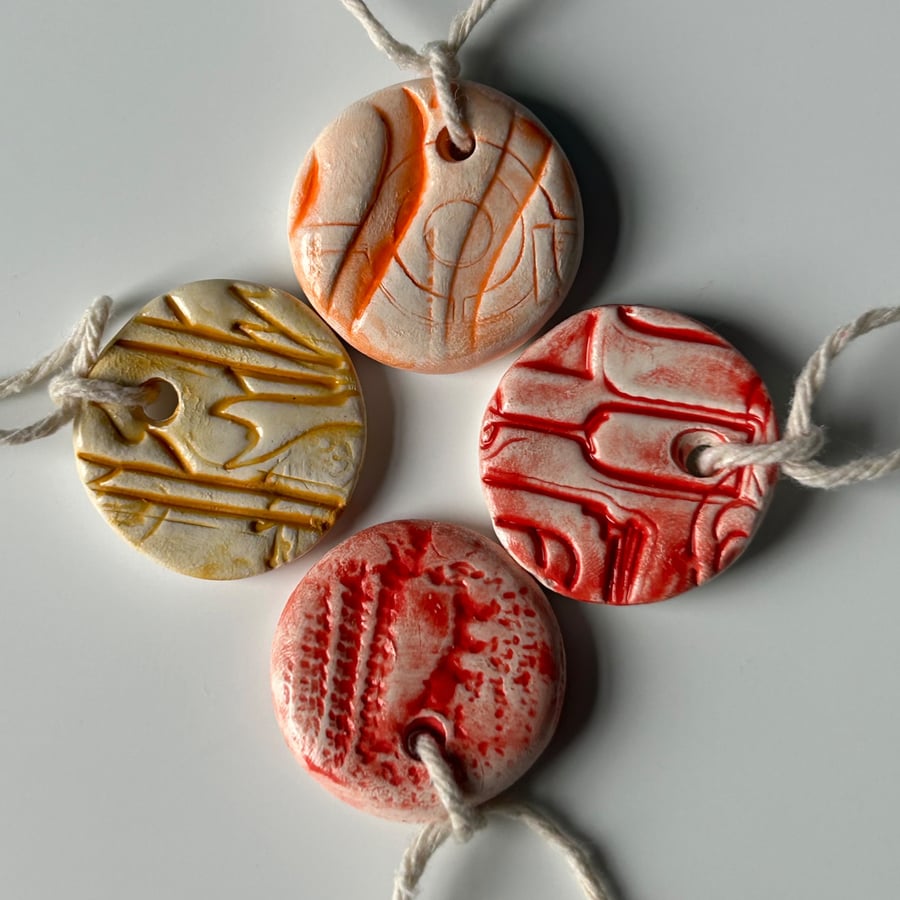 Set of Ceramic Gift Tag: Little Keepsakes, Love Tokens