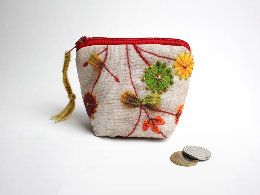 Oatmeal 3D purse with embroidered almond blossom design
