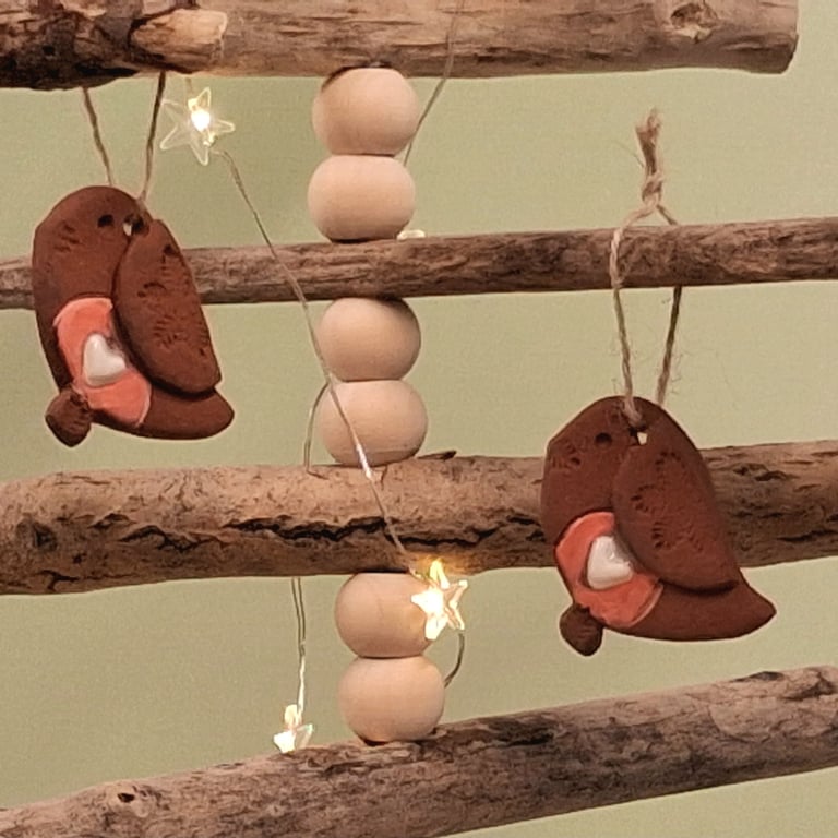 Ceramic Gingerbread Robin hanging decoration 