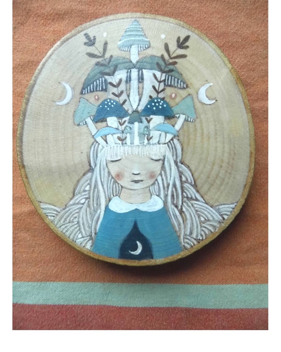 Mushroom girl wooden round
