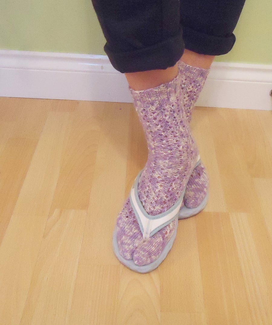 Flip Flops Socks, Split Toe Socks, Japanese Socks, Lavender and White Socks