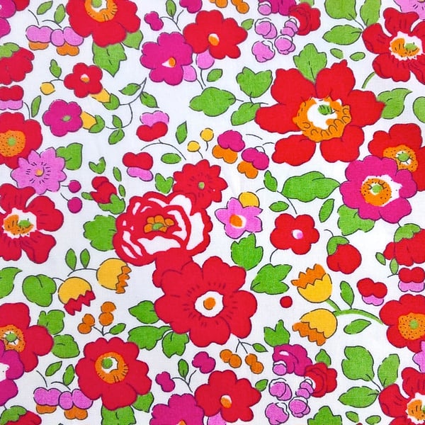 Liberty Fabric 10" Square : BETSY Red White Pansy Floral