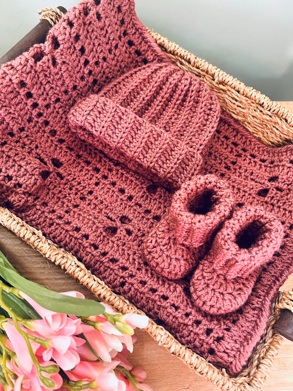 Heirloom Crochet Baby Blanket, Hat and Booties Gift Set