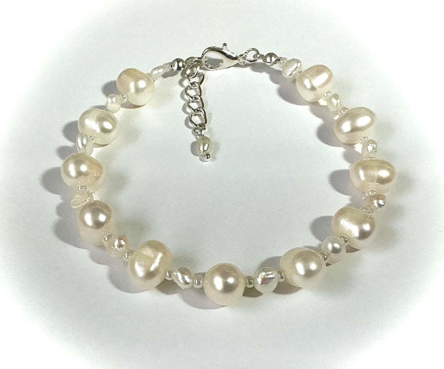 Cultured Pearl Bracelet