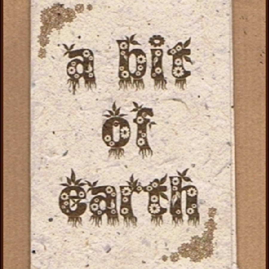 A Bit of Earth - a Secret Garden mini-zine with free seeds!