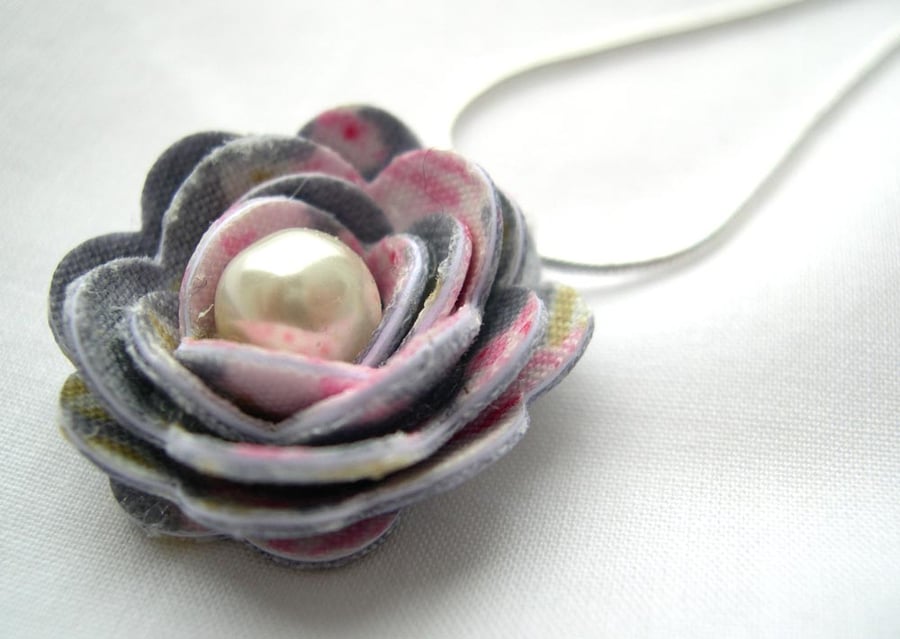 Hardened Fabric Light smoke Grey Vintage Style Print Rose Necklace silver plated