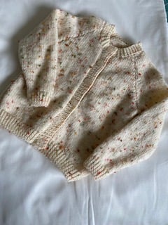 Gilrs Hand Knitted Cardigan 22"