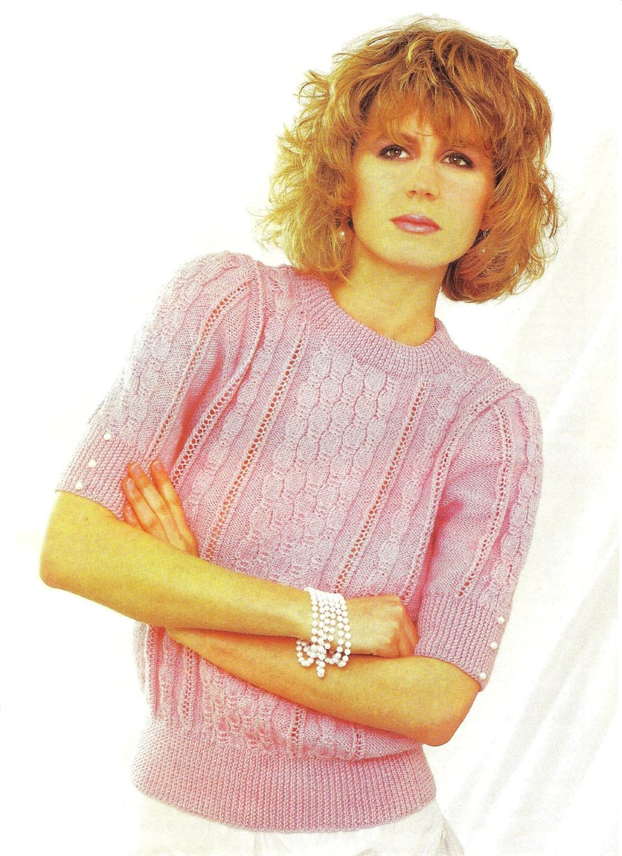 VINTAGE KNITTING PATTERN Ladies 40s Style Sweater 