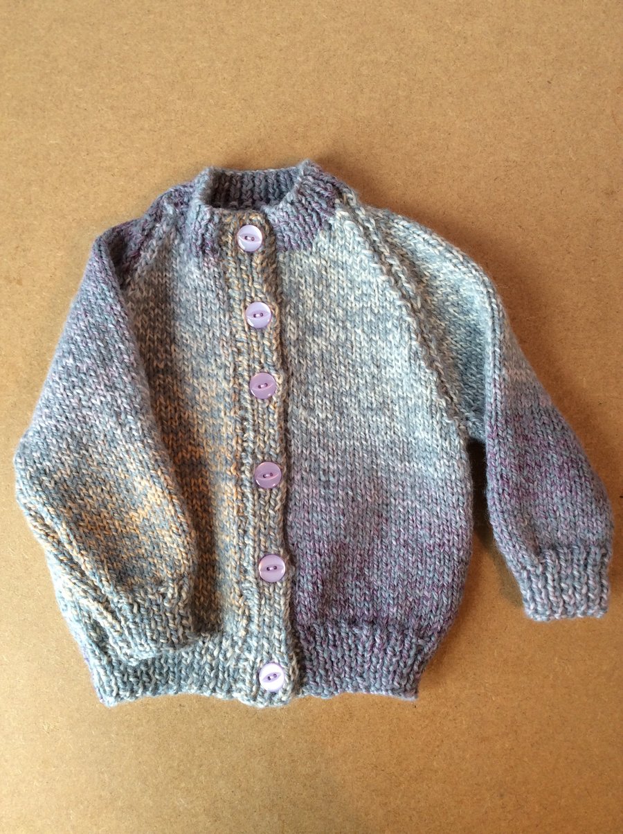 Baby's cardigan 