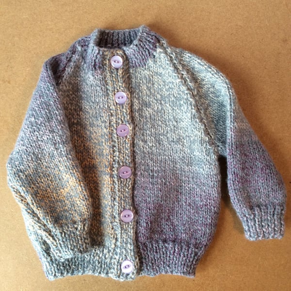 Baby's cardigan 