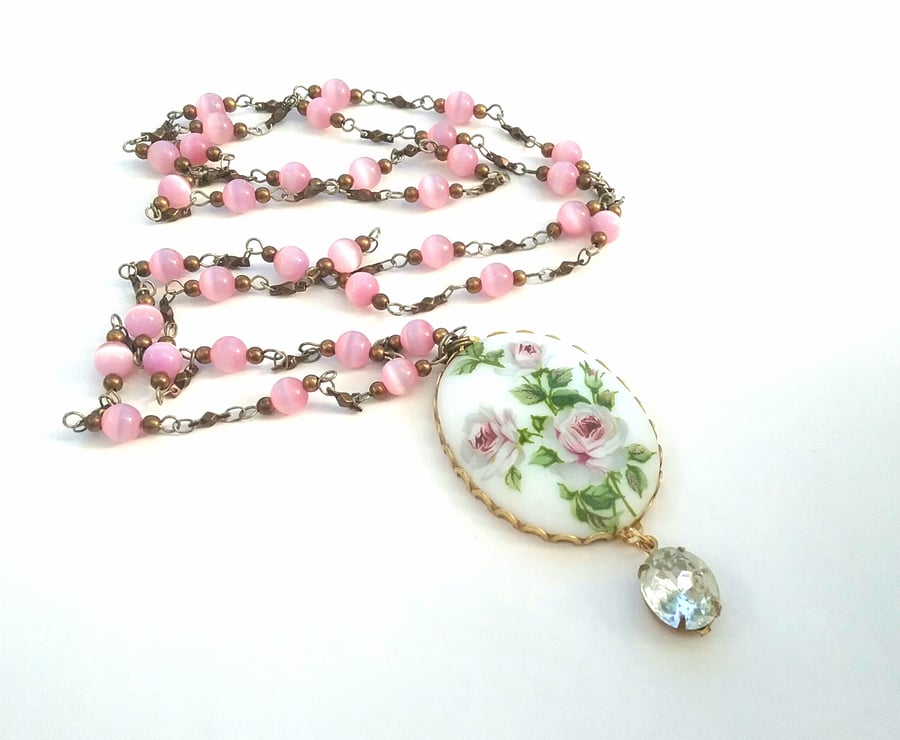 Floral Cameo Necklace........