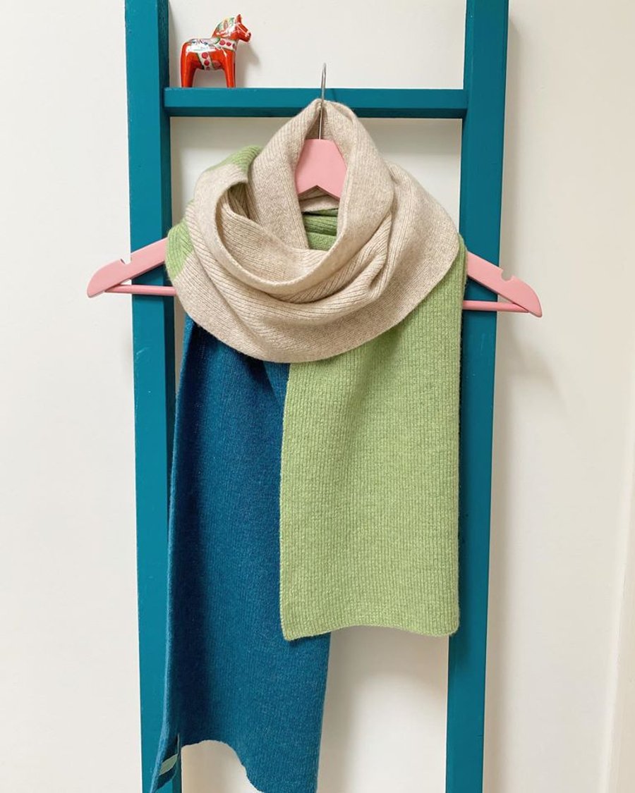 Colour Block Lambswool Scarf
