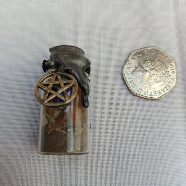 Mini spell Jar: Protection