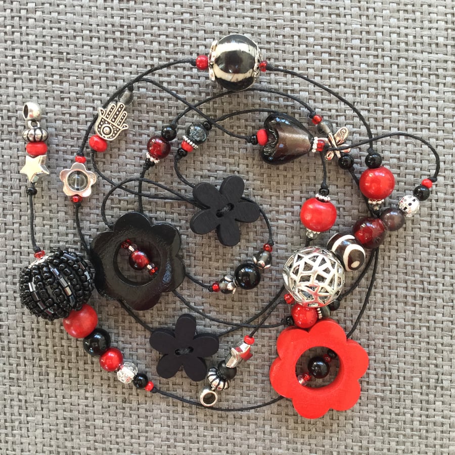 “Red & Black” Hotchpotch lariat necklace