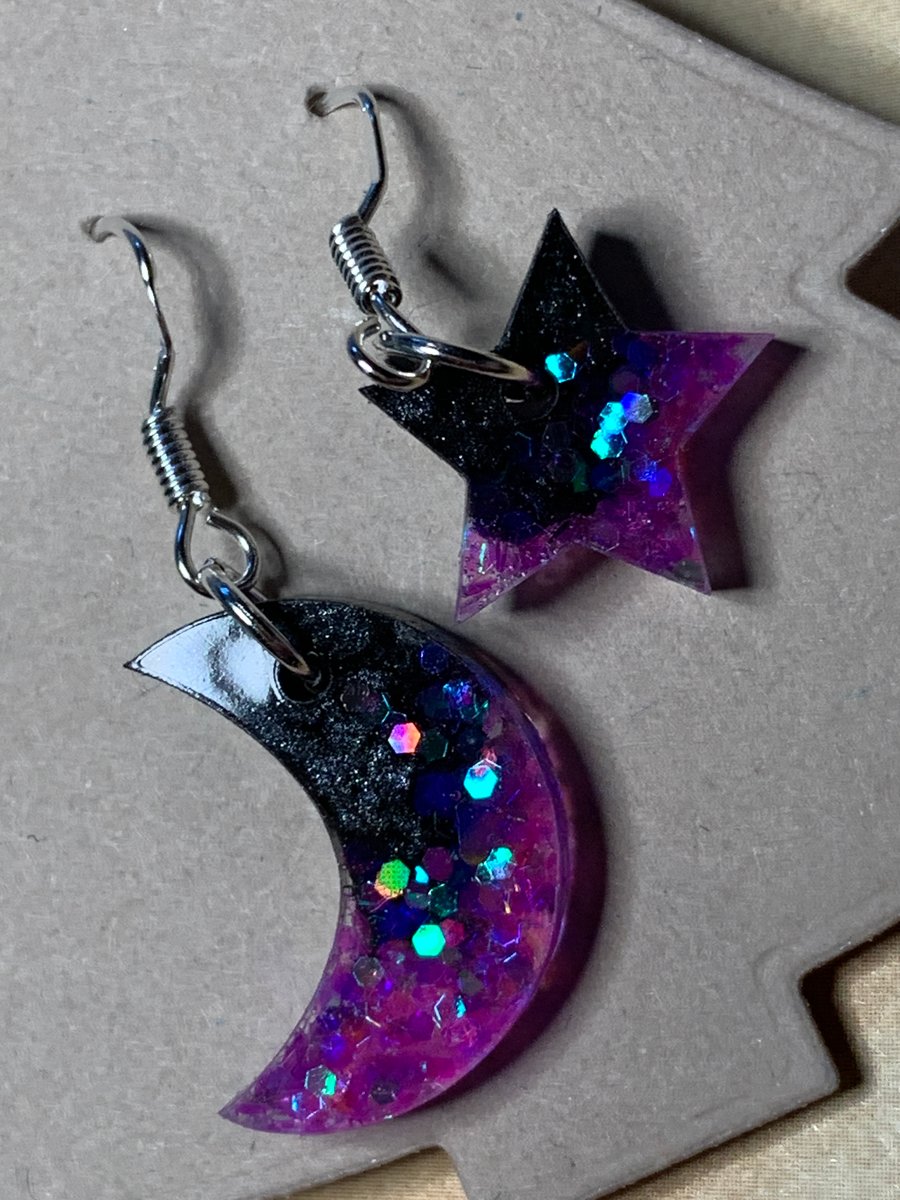 Beautiful glitter pink purple  asymmetric earrings 