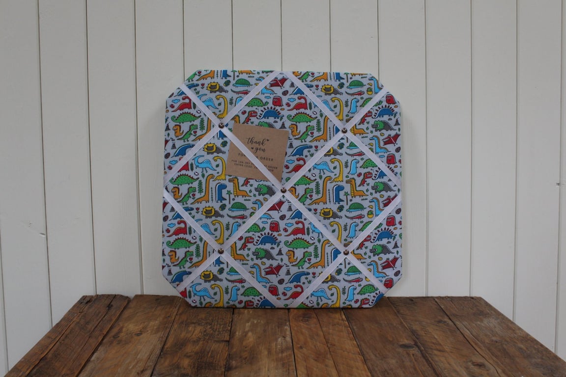 Grey Dionsaur Memo Board