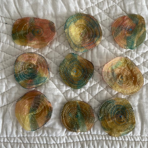 9 Free Motion Embroidered Spiral Organza Embellishments Card Making 