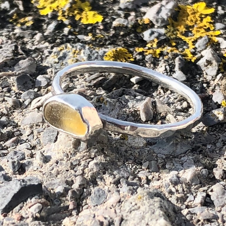 Rare Yellow Sea Glass and Hammered Sterling Silver Ring - Size S - 1281