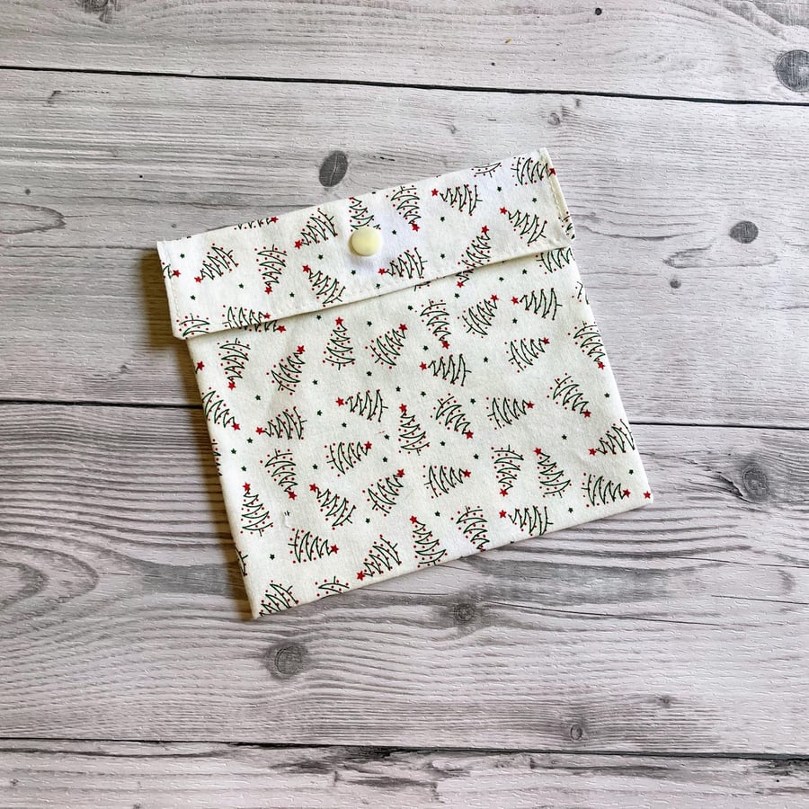 Christmas tree themed fabric gift bags with snap closure. Reusable present wrap.