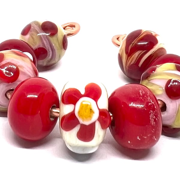 9 x Handmade Red and Floral Lampwork Glass Bead Set 