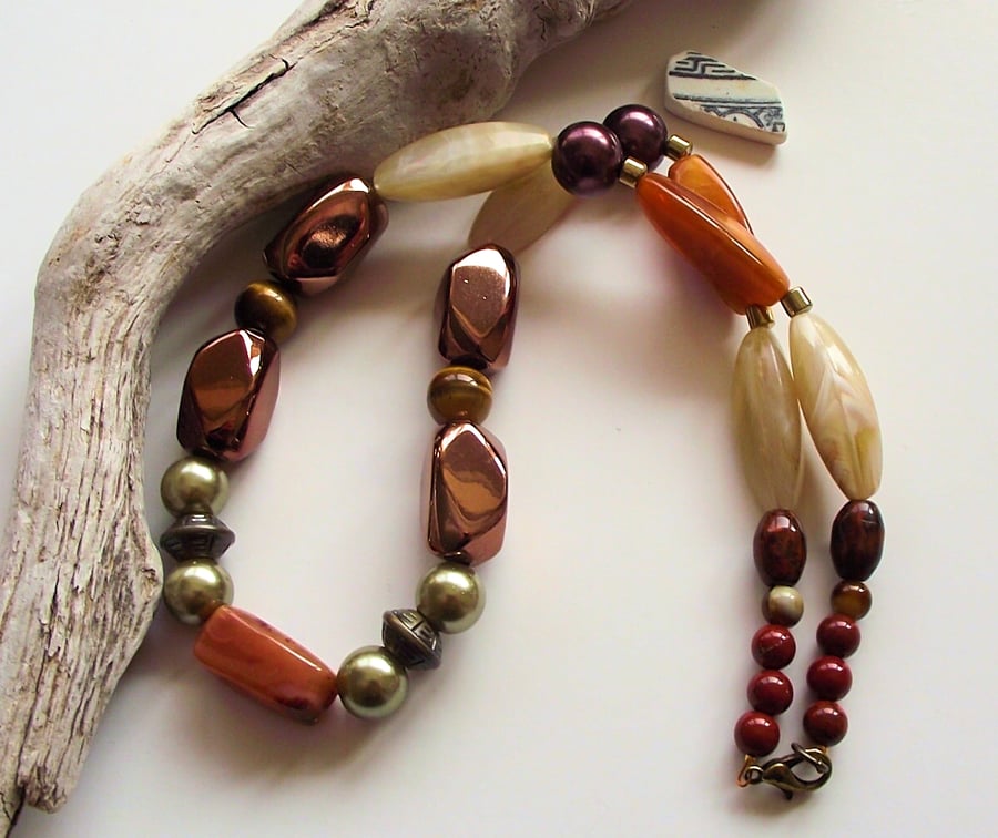 Bronze rich brown and cream bead necklace mixed large bead retro