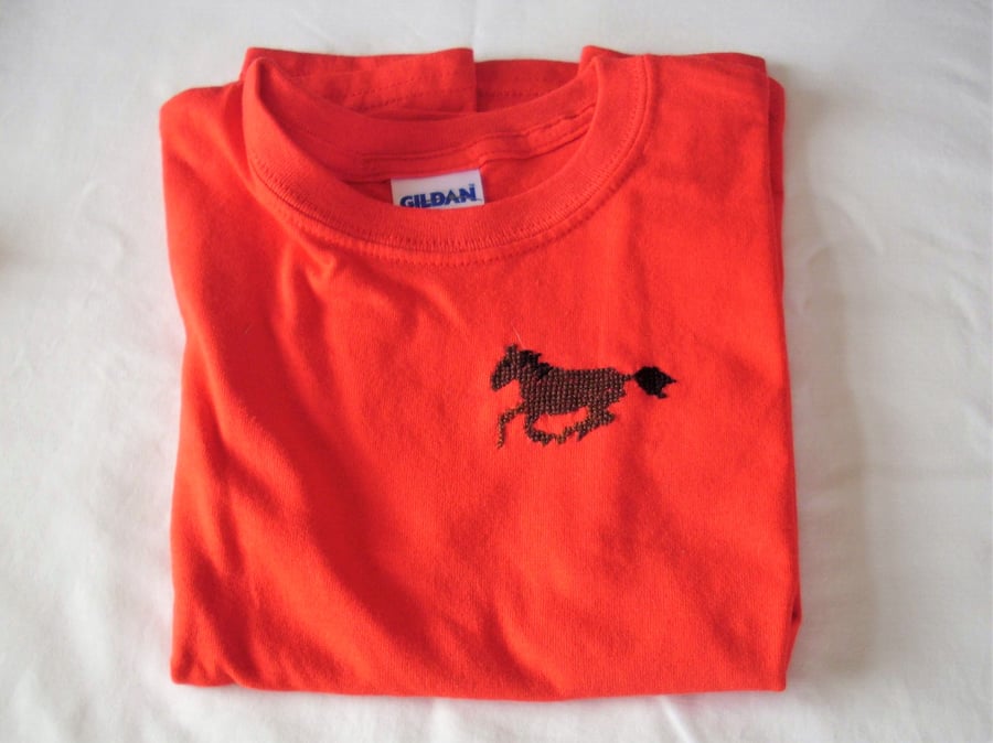  Horse, T-shirt, Age 5-6, hand embroidered