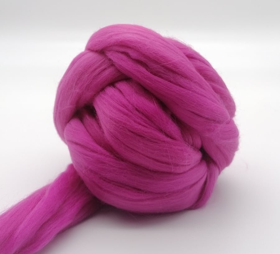 Bio-Nylon Top Fibre Raspberry