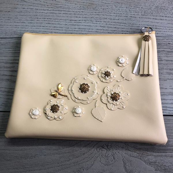 Seconds Sunday- Deep Cream Faux Leather Flower Embellished Clutch Bag