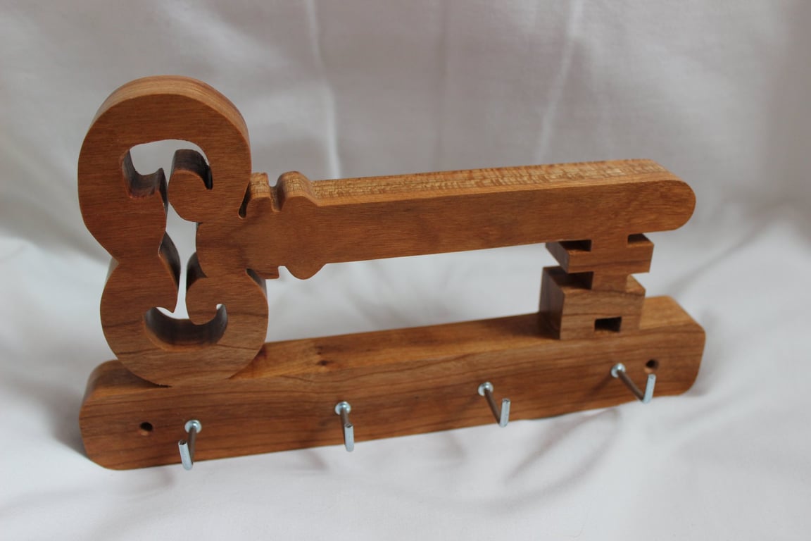 Wooden 'Key' Wall-Mounted Key Rack – Cherry with Silver Hooks