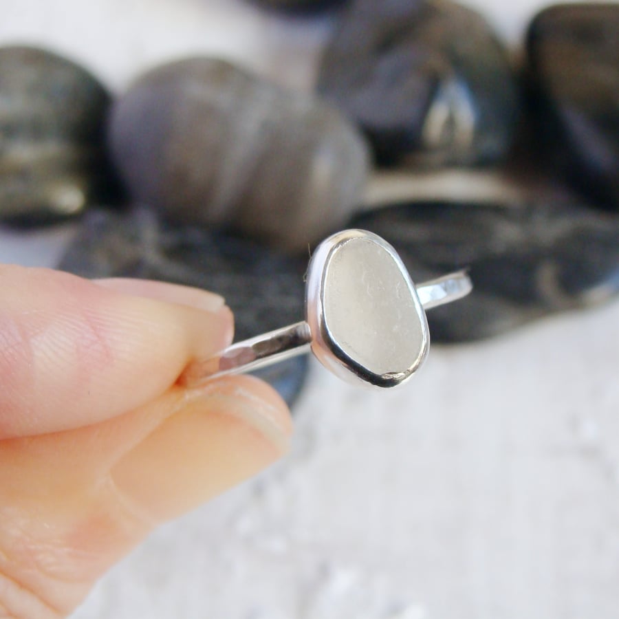 Size R Sterling Silver Frosted Clear Seaham Sea Glass Pebble Stacking Ring