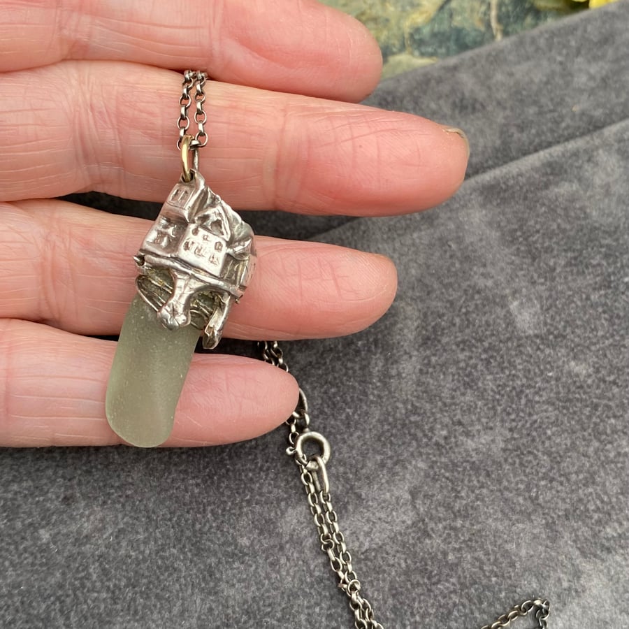 Thames river-glass pendant