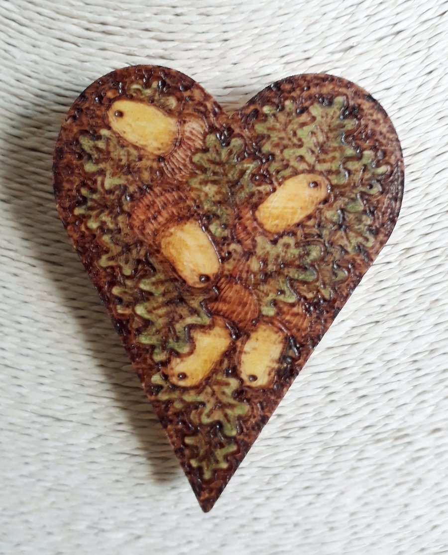 Pyrography oak leaf & acorn heart brooch