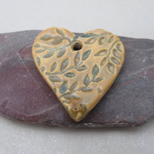 Medium Old Gold Leaf Texture Heart Shaped Ceramic Pendant