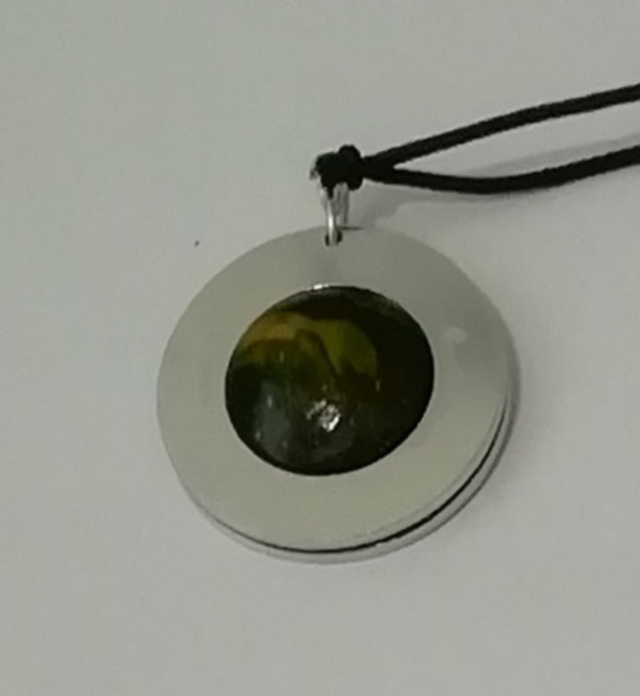 Marble clay and aluminium cosmic style pendant made with fimo 