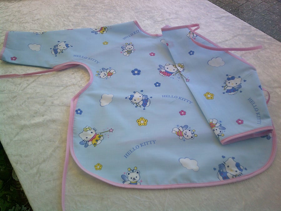 Hello Kitty Sleeved Baby Cover Up Apron