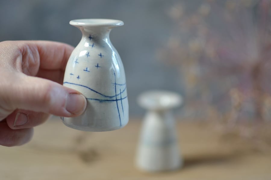 Tiny bud vases - Hand made ceramics - Beach comber