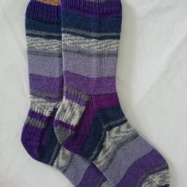 Hand knitted socks, MEDIUM, size 5-6 