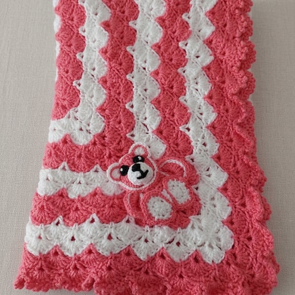 Hand-Stitched Crochet Blanket: Coral Shells and White Waves