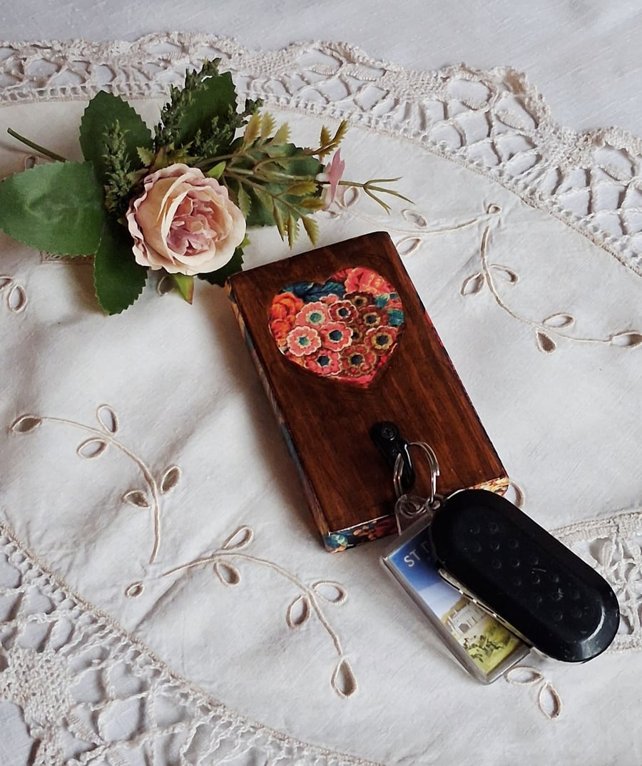 Wooden Keyholder, Jewellery Hanger Floral