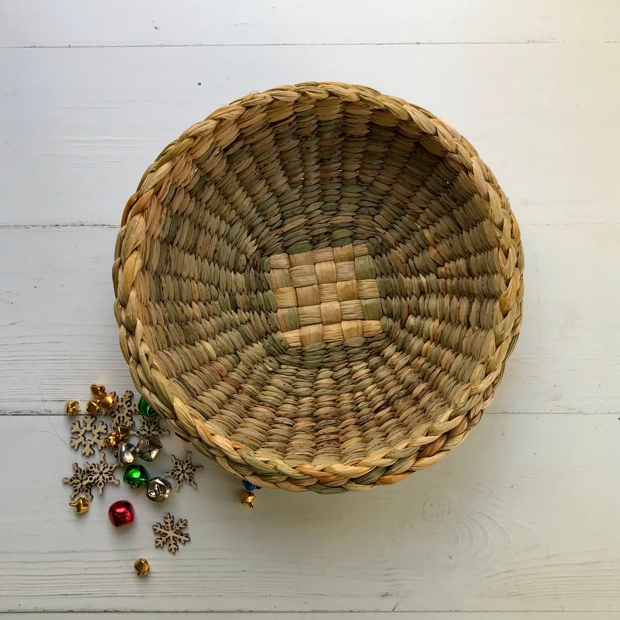 Mid-sized Rush Storage Bowl or Basket - Handmade in Cornwall 636