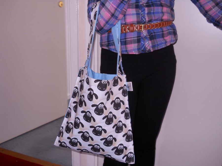 SHAUN THE SHEEP TOTE BOOK BAG