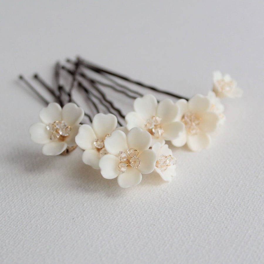 Floral hair pins, bridal hair pins