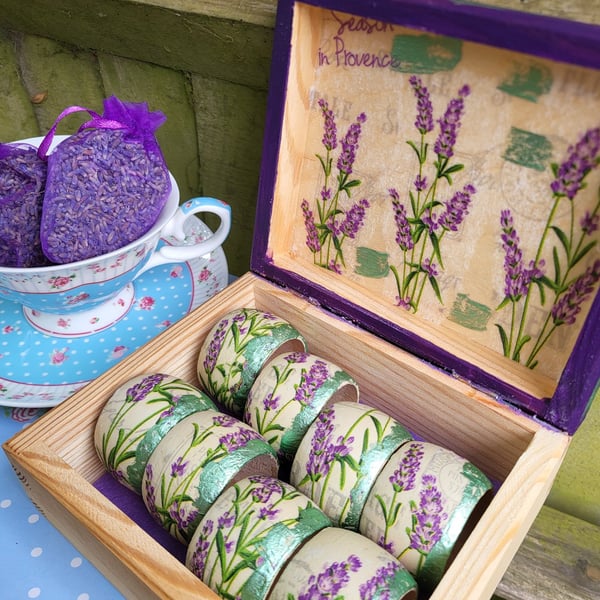 Lavender Wooden Napkin Rings,Set of 8 with Keepsake Box, Provencal Table Decor