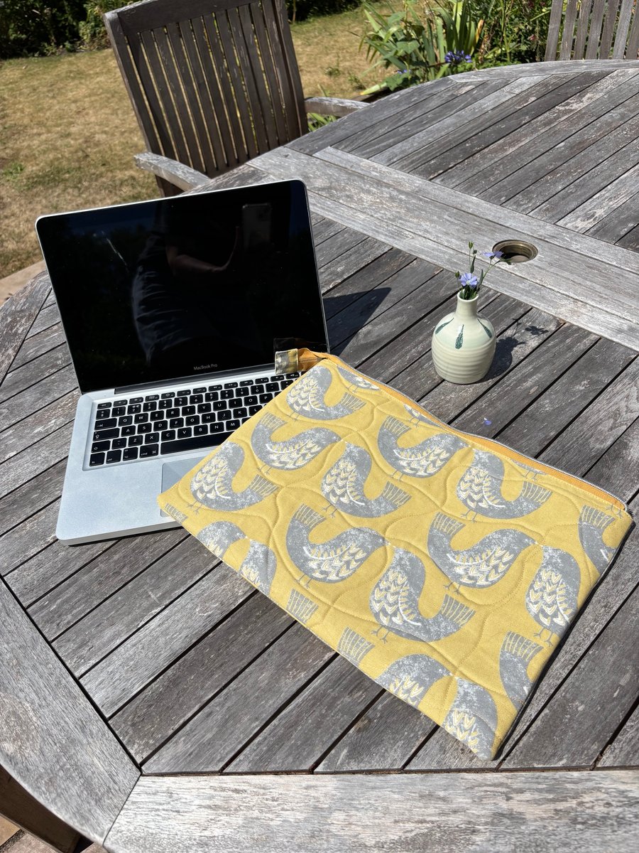 iPad or Tablet cover - Lovebirds