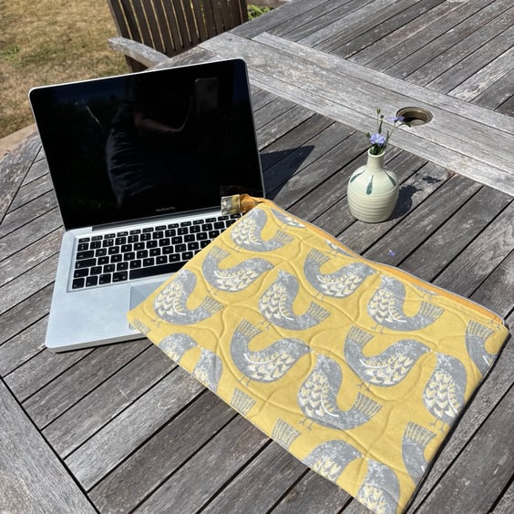 iPad or Tablet cover - Lovebirds