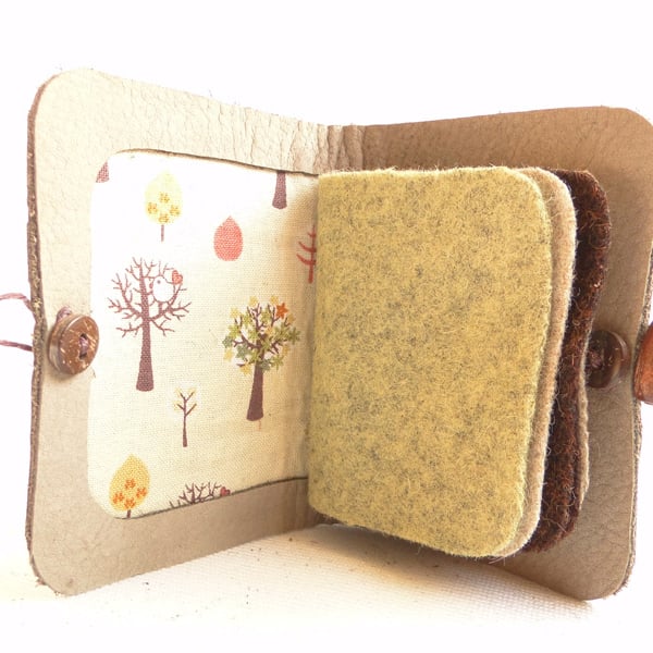 Needle Case in Cream Leather - Tree Fabric Interior - Needle Book