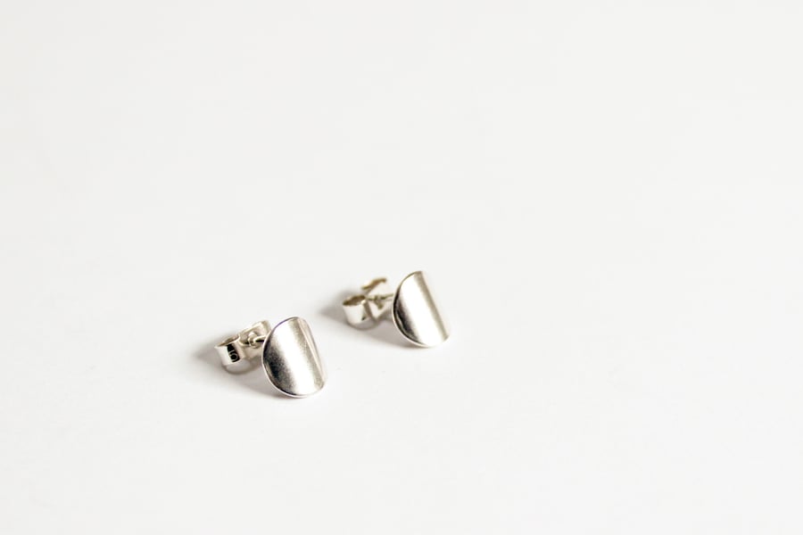 Silver disc earrings, contemporary earrings, silver studs