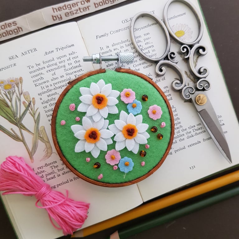 Wild flowers, layered felt flowers - small wall decoration 