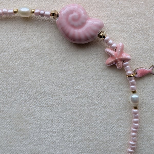 Beaded necklace 